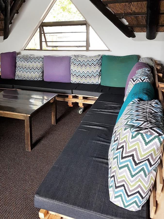Хостел St Francis Bay Backpackers Экстерьер фото