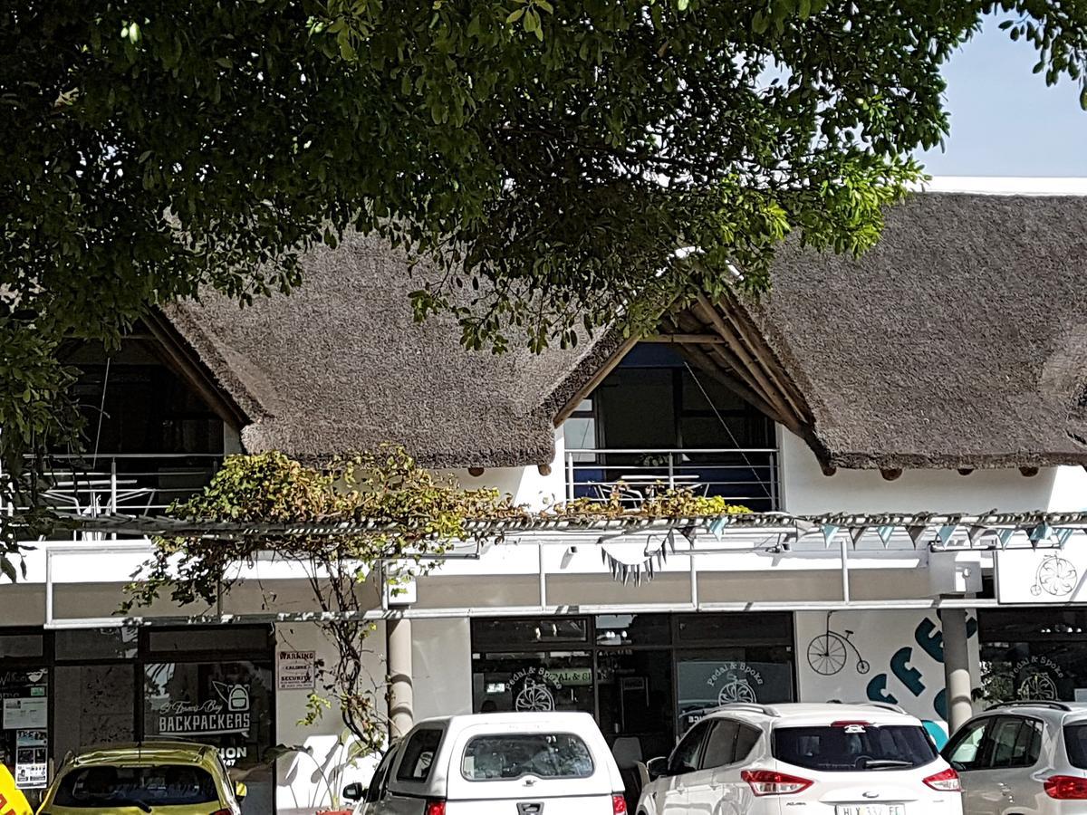 Хостел St Francis Bay Backpackers Экстерьер фото